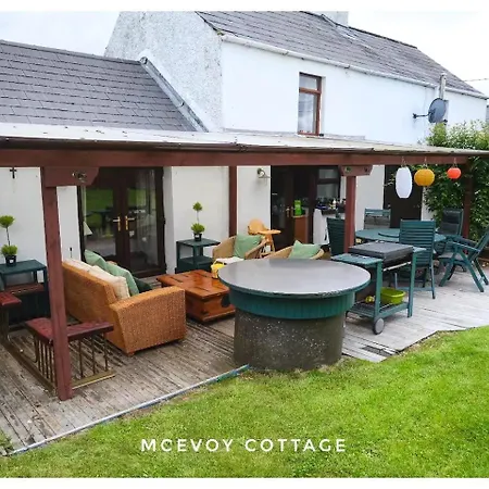 Authentic Irish Cottage, Rural Ballymascanlon *