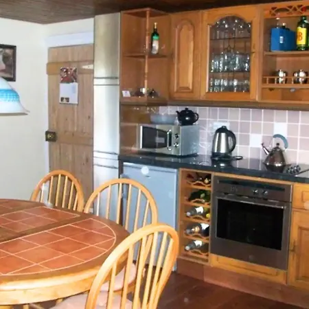 Authentic Irish Cottage, Rural Ballymascanlon
