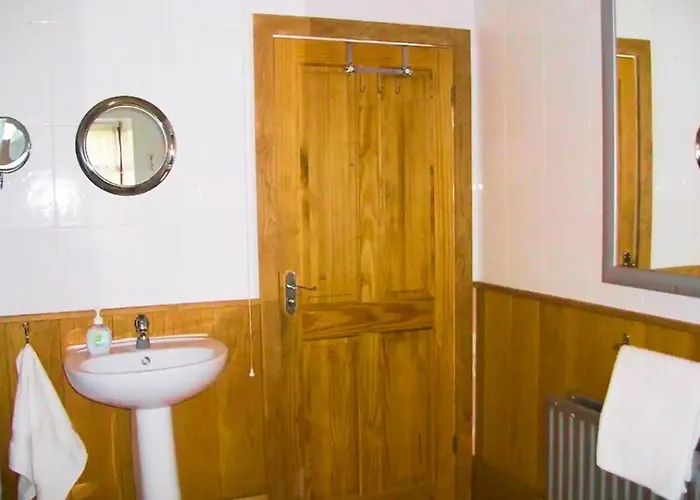 Holiday home Authentic Irish Cottage, Rural Ballymascanlon